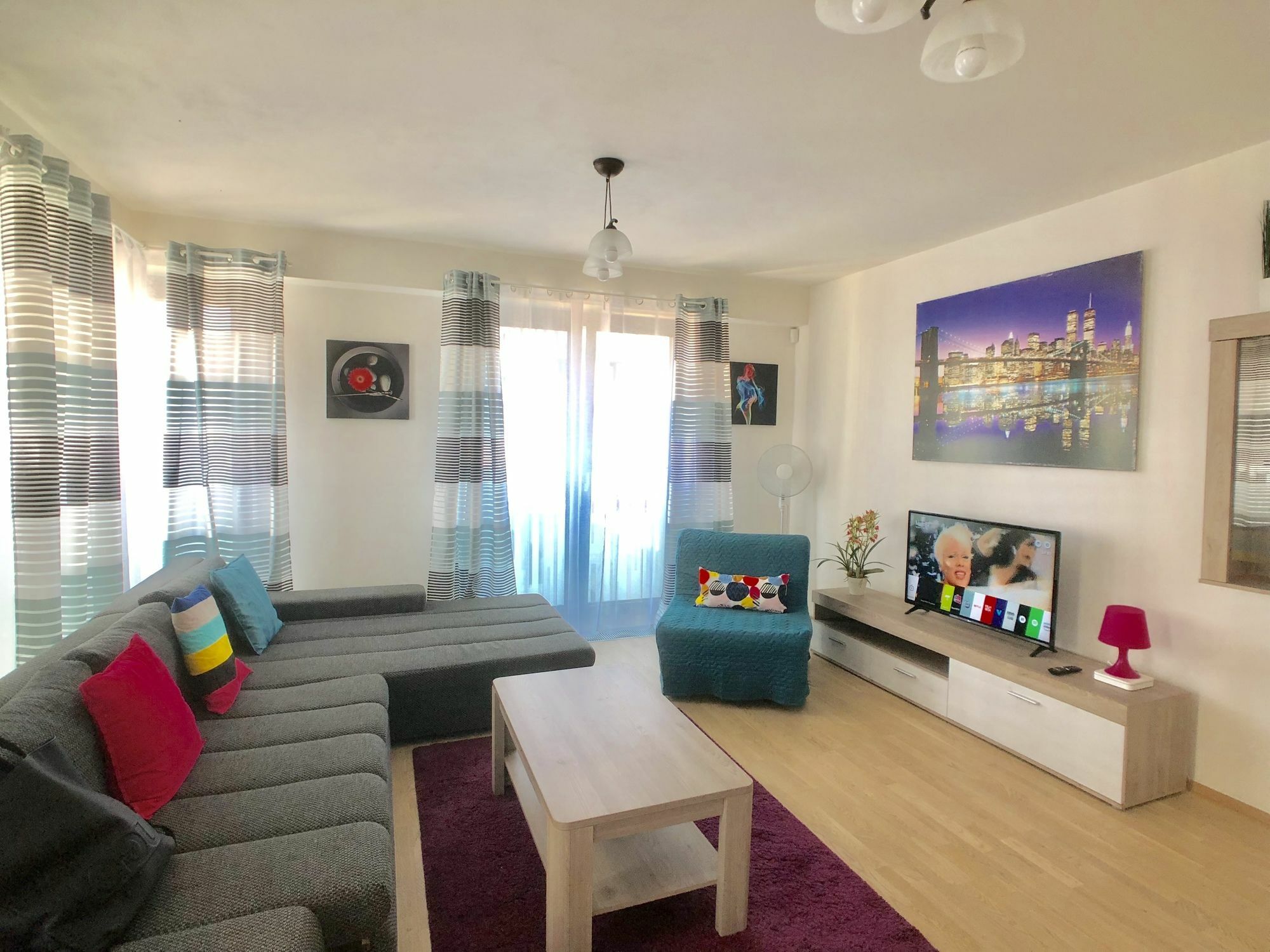Garden Towers Apartamento